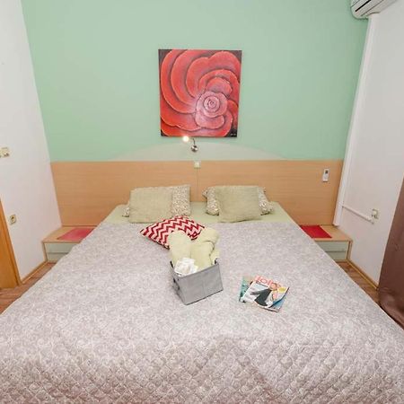 Apartman Precca Supetarska Draga Εξωτερικό φωτογραφία