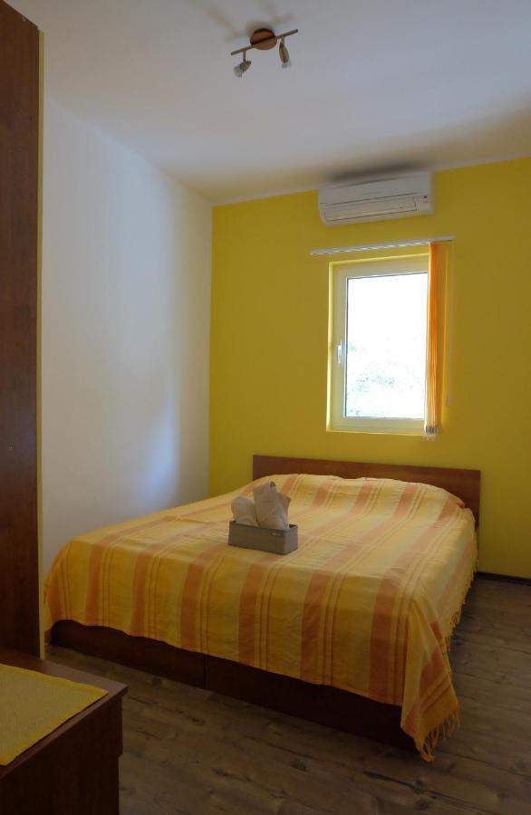 Apartman Precca Supetarska Draga Εξωτερικό φωτογραφία