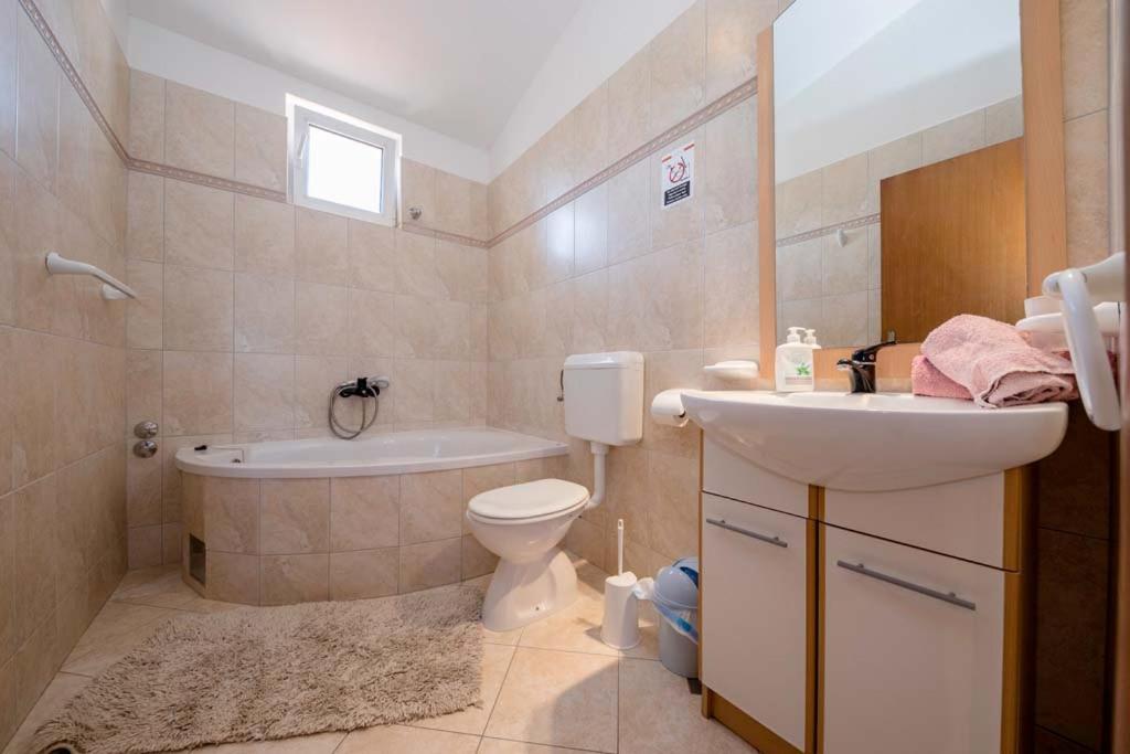 Apartman Precca Supetarska Draga Εξωτερικό φωτογραφία
